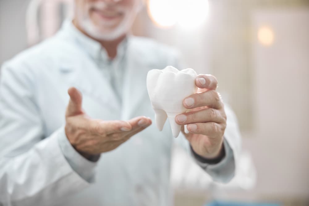 Read more about the article 牙髓炎會自己好嗎？讓醫師來解釋牙髓神經發炎的過程