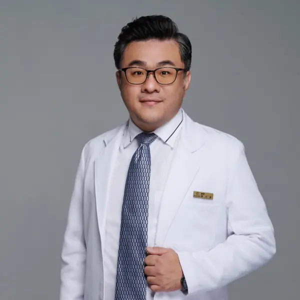 根管治療失敗症狀有哪些?原因、處理方式與是否要拔牙 3 張文信醫師-台中張文信牙醫診所院長